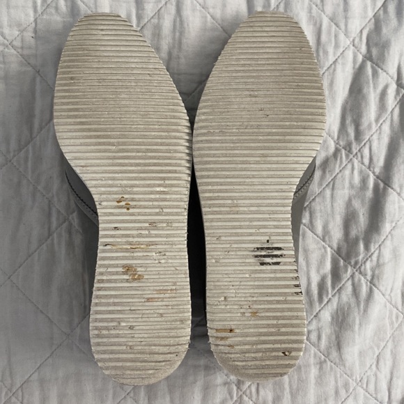 Everlane Nubuck Street Shoe - Picture 3 of 4